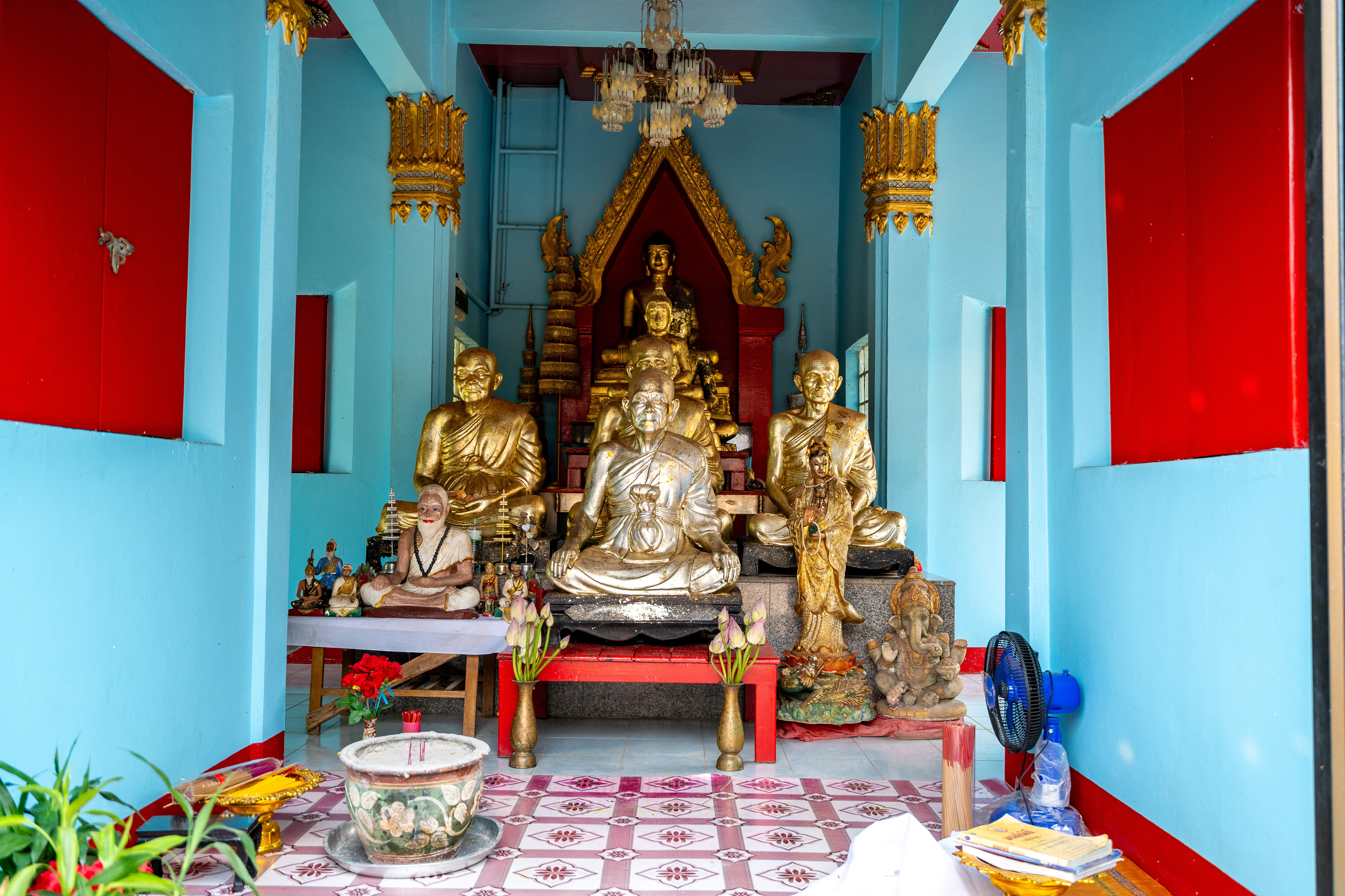 รูปแนบ